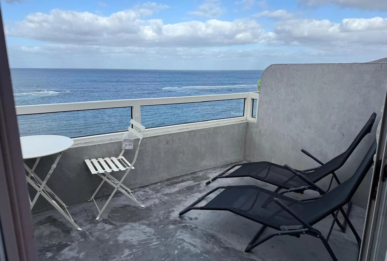Beach Line Apartment Las Palmas de Gran Canaria Spain